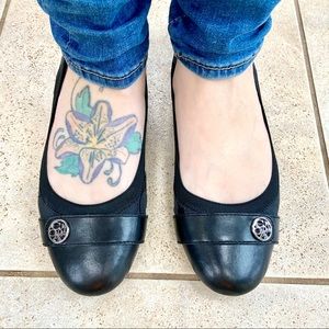 Women’s 9 Coach flats